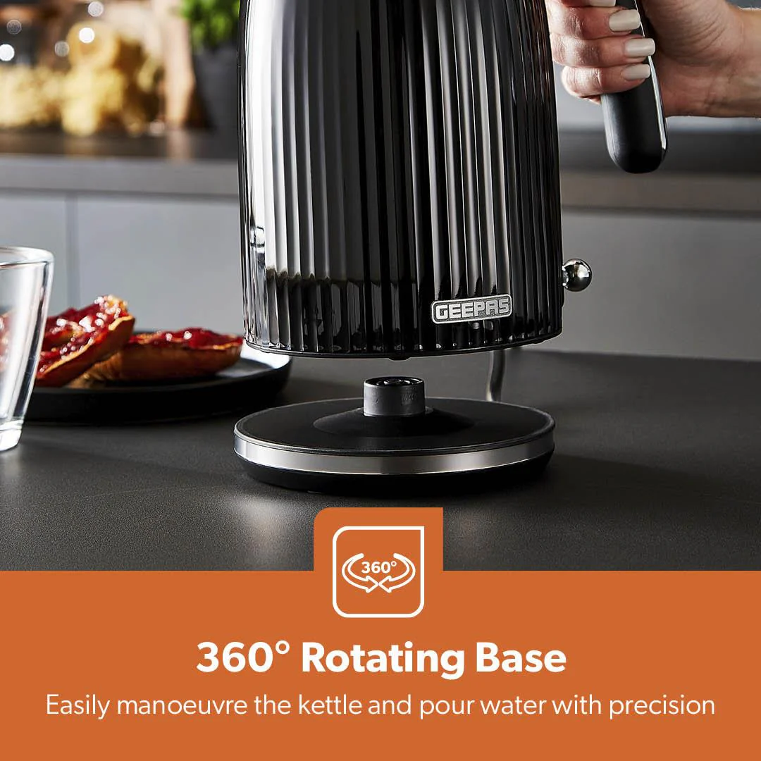 1.7L 'Fluted' Cordless Rapid Boil Electric Kettle 3000W - Image 5