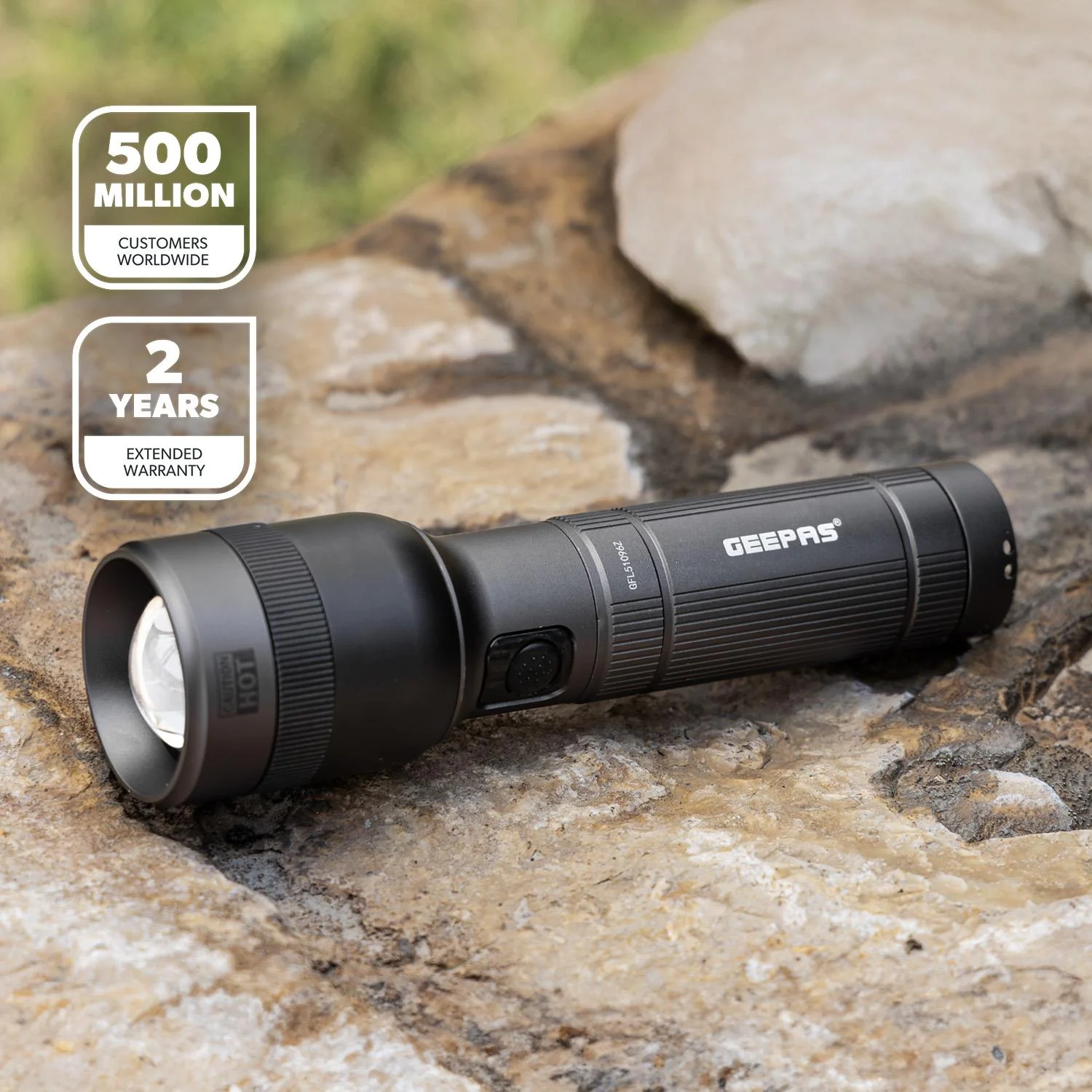 2000 Lumen Zoomable LED Flashlight 4000mAh Battery - Image 2