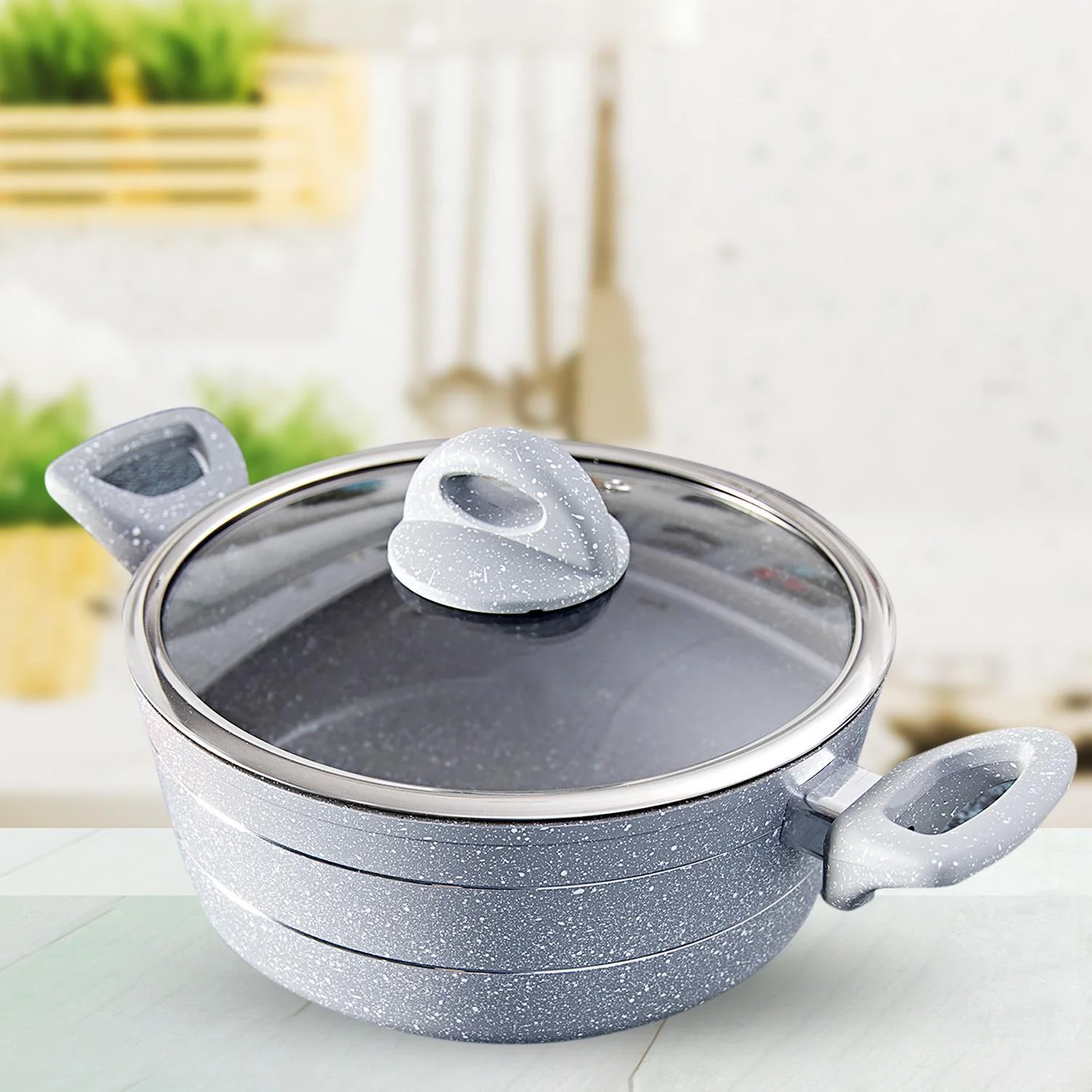 26cm Forged Aluminium Non-Stick Casserole Dish - Image 2