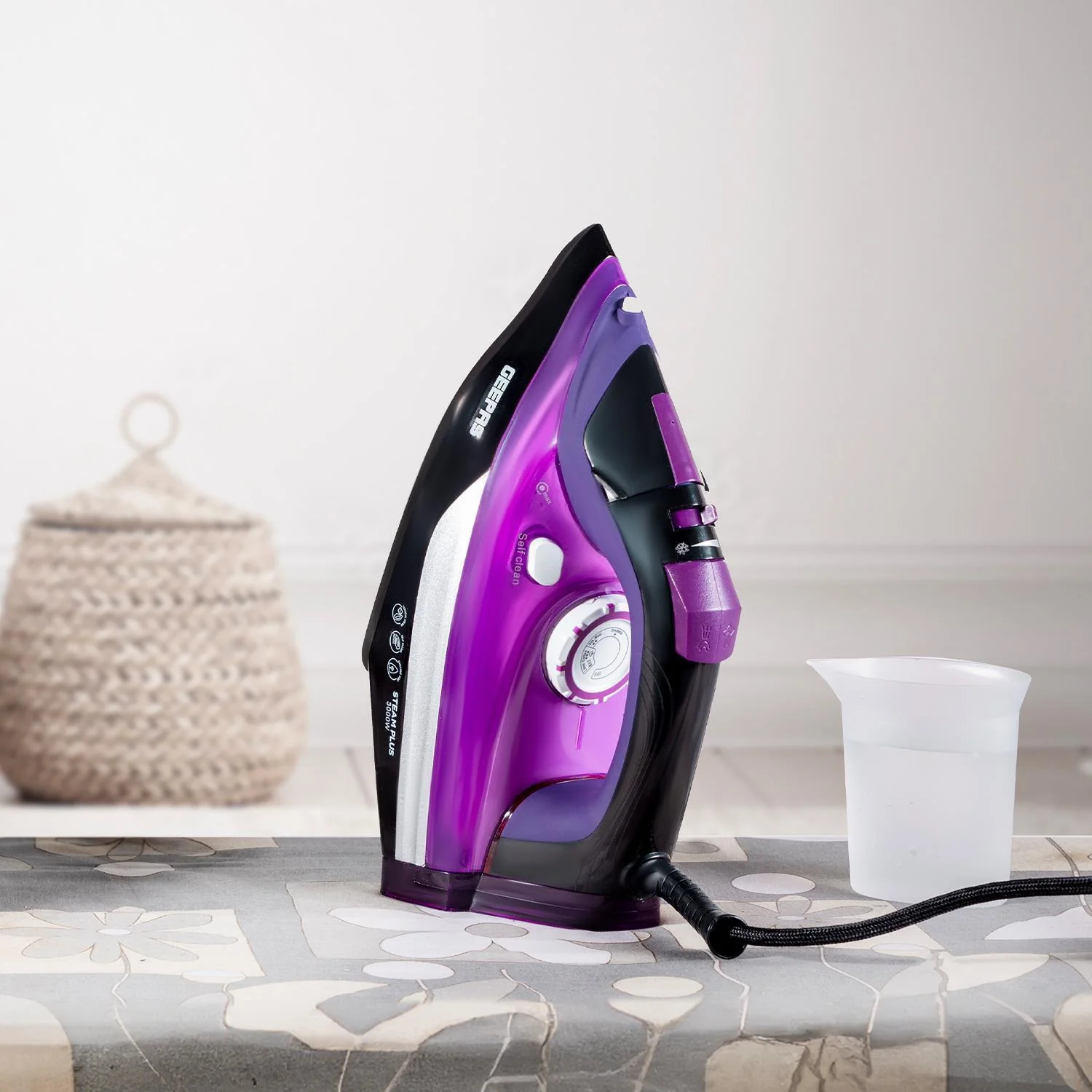 3000W 'Steam Plus' Ceramic Dry & Steam Iron - Image 2