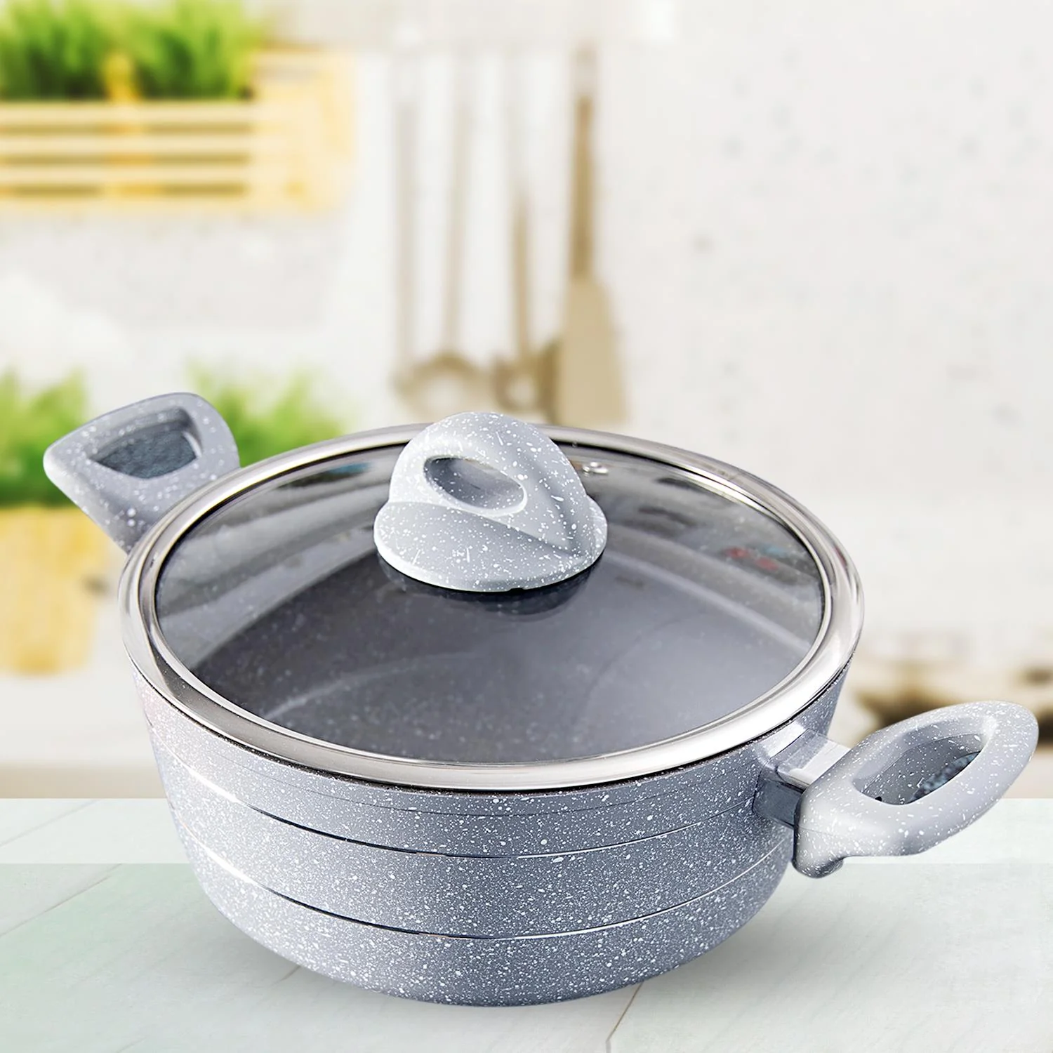 32cm Forged Aluminium Non-Stick Casserole Dish - Image 2