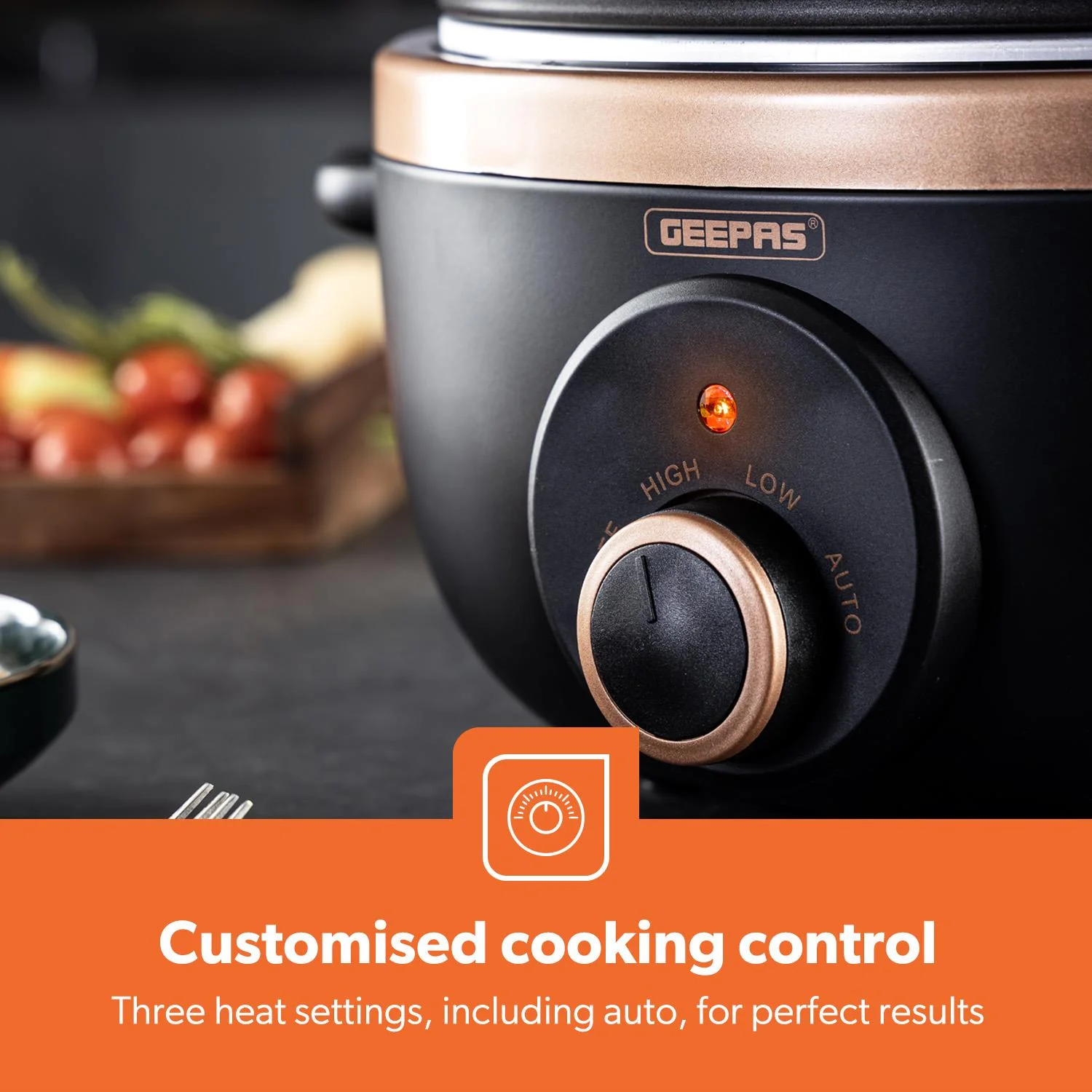 6.5L Black and Gold Slow Cooker With Three-Heat Settings - Image 3