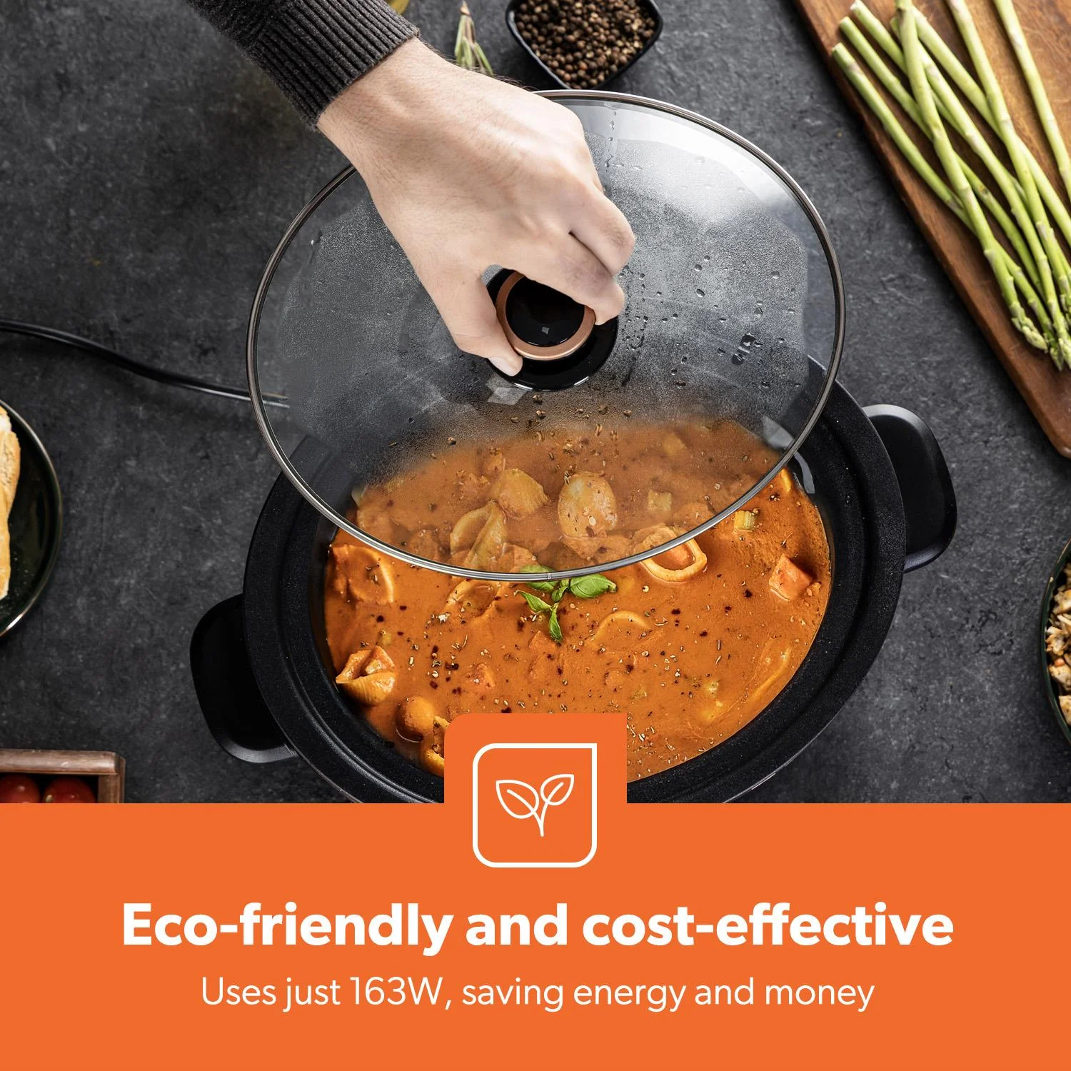 6.5L Black and Gold Slow Cooker With Three-Heat Settings - Image 4