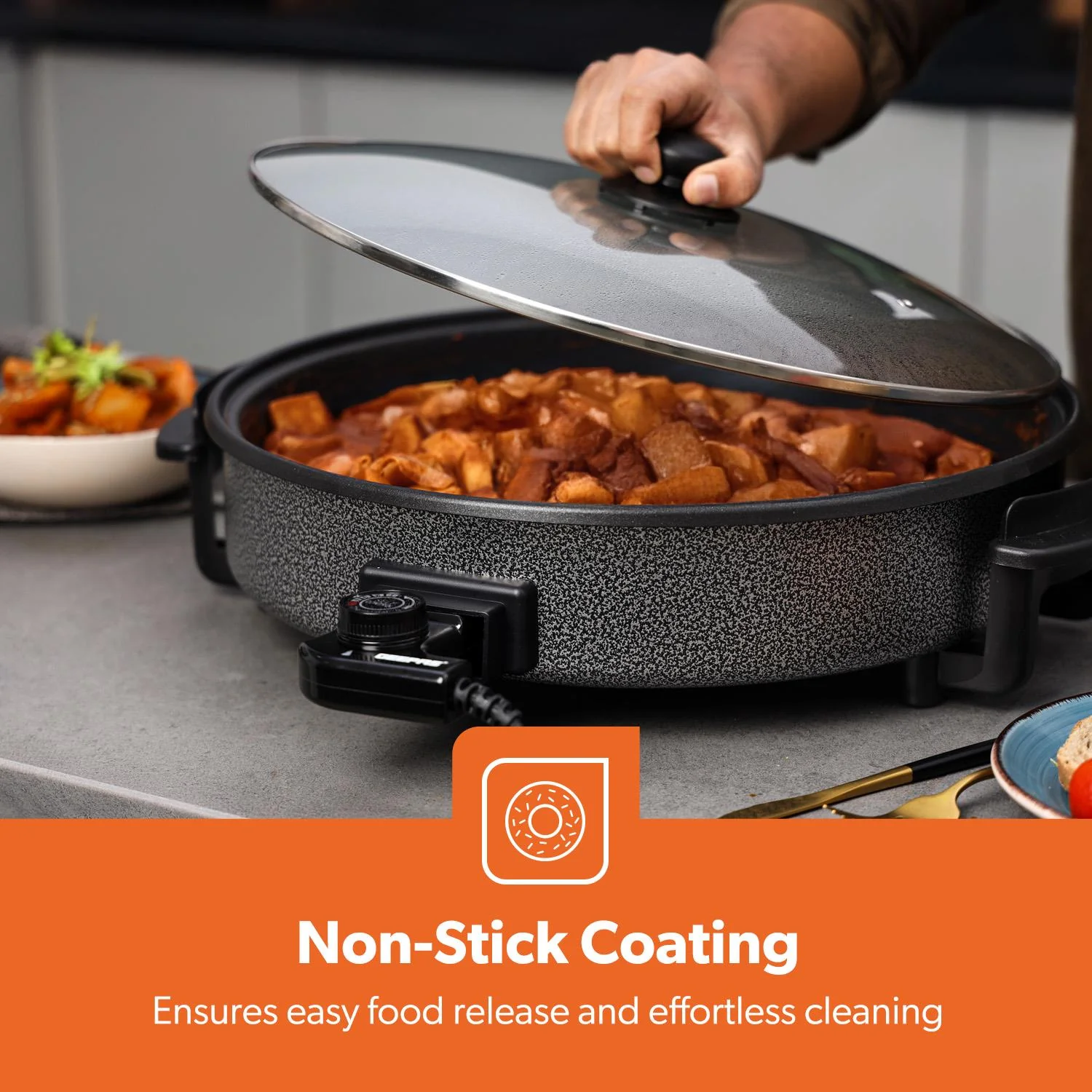 Electric Multi-Cooker Frying Pan Electric Wok With Glass Lid 40cm - Image 3