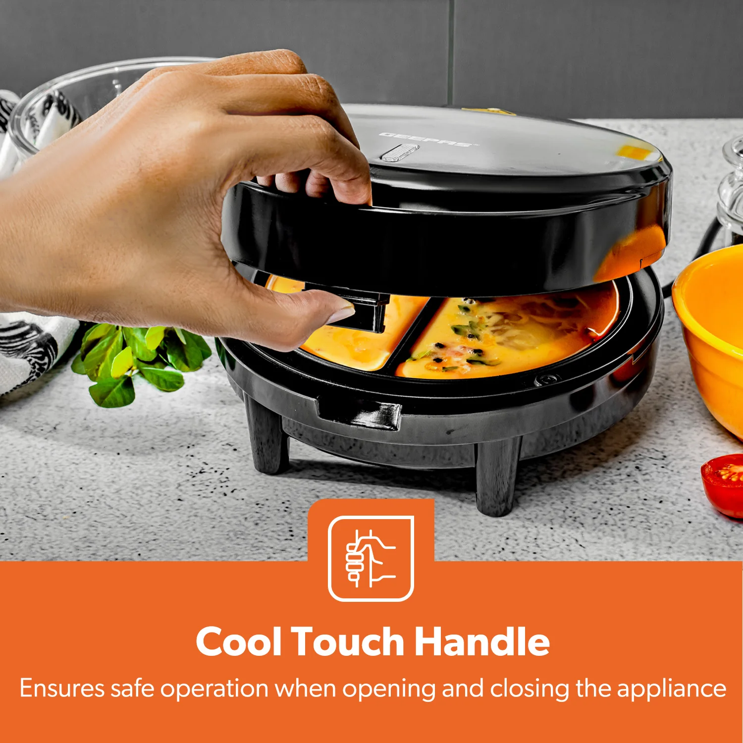 700W Stainless Steel Non-Stick Electric Omelette Maker - Image 5