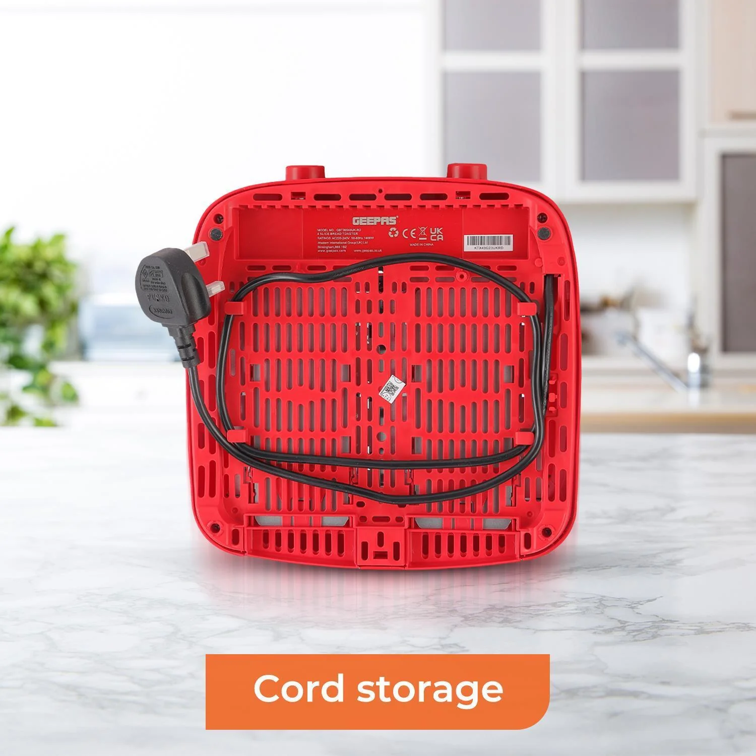 Family-Size Red 4-Slice Toaster with 6-Step Browning Control - Image 3