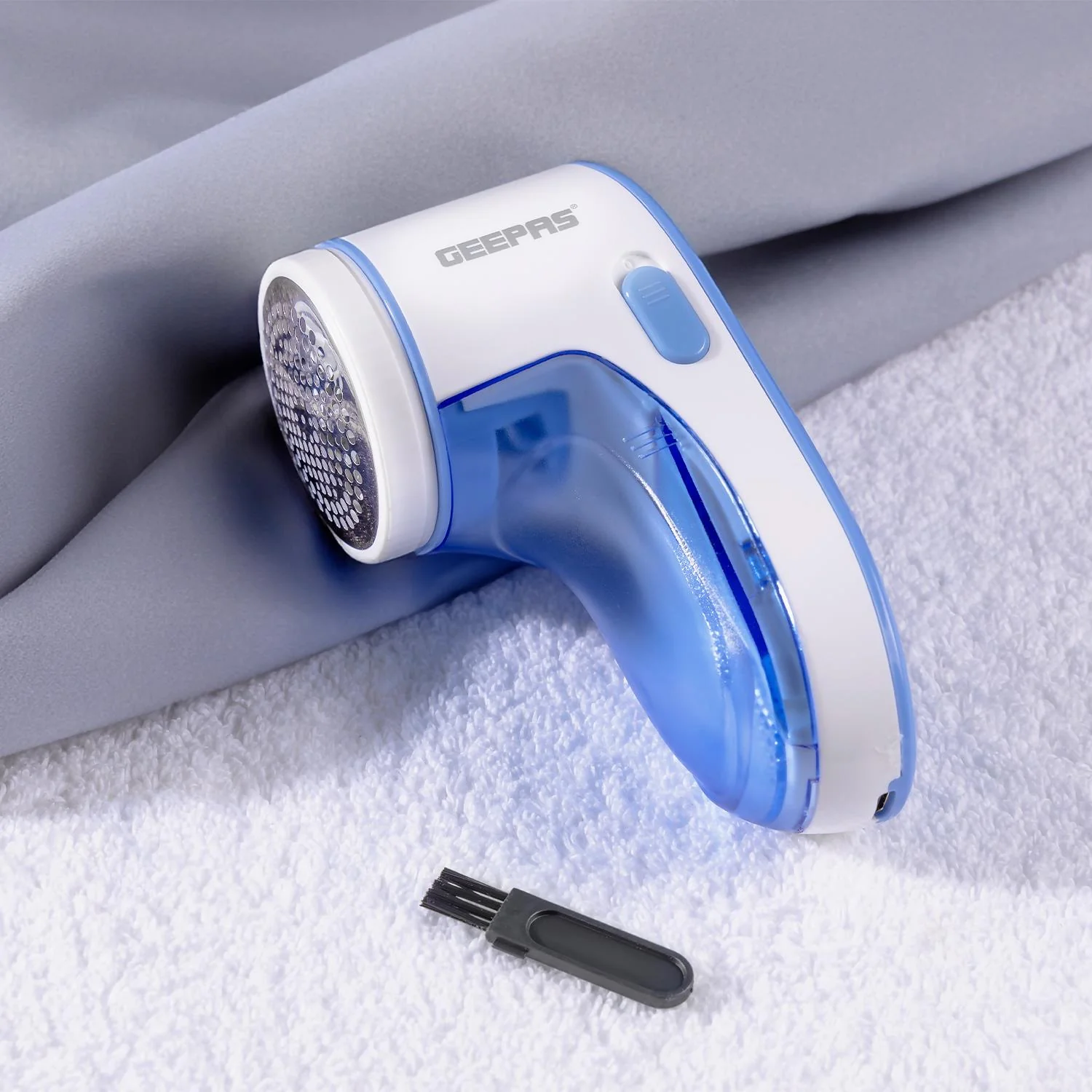 Transparent Battery Operated Lint Remover and Fabric Shaver - Image 2