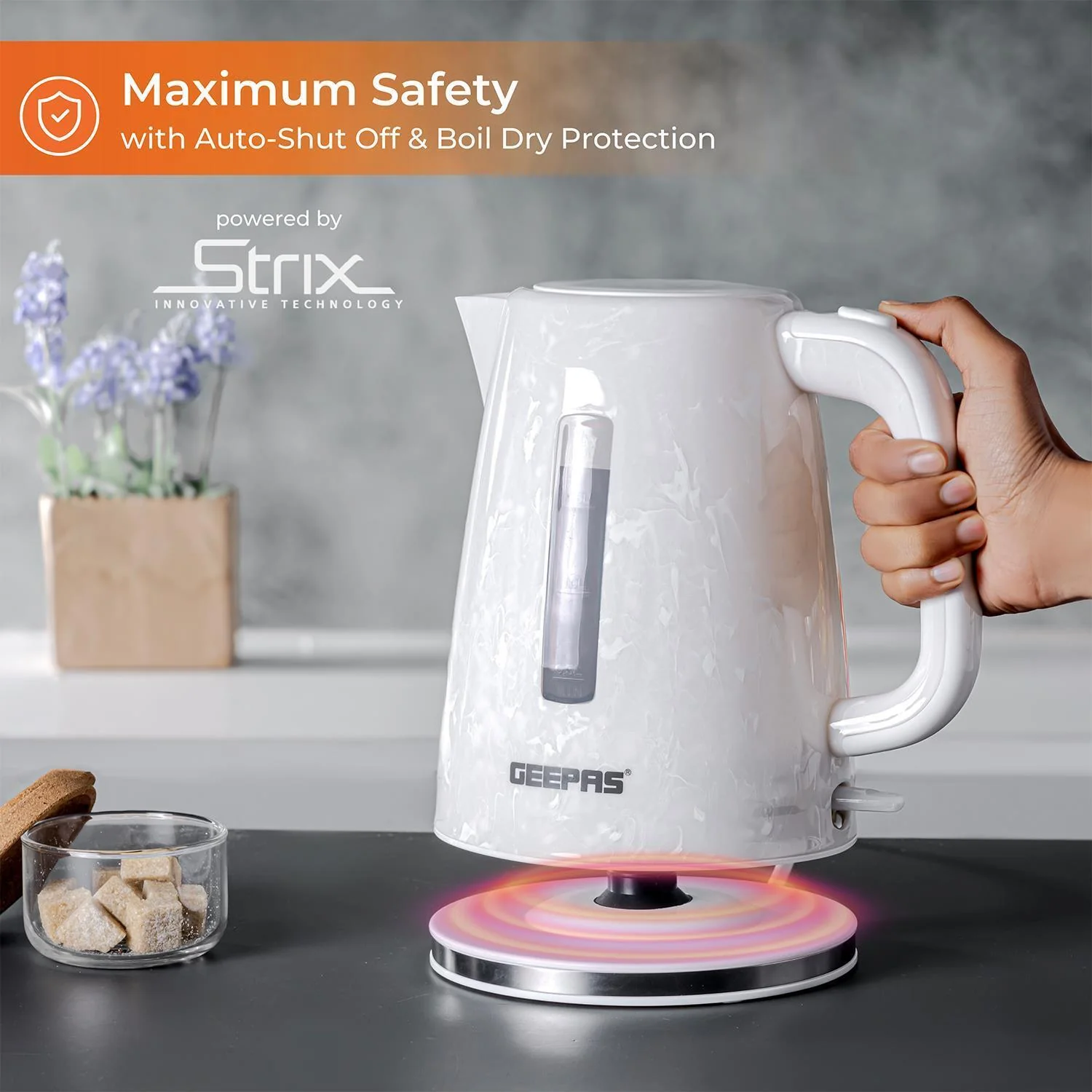 White 1.7L Cordless Electric Kettle & 900W 2-Slice Bread Toaster Set - Image 4