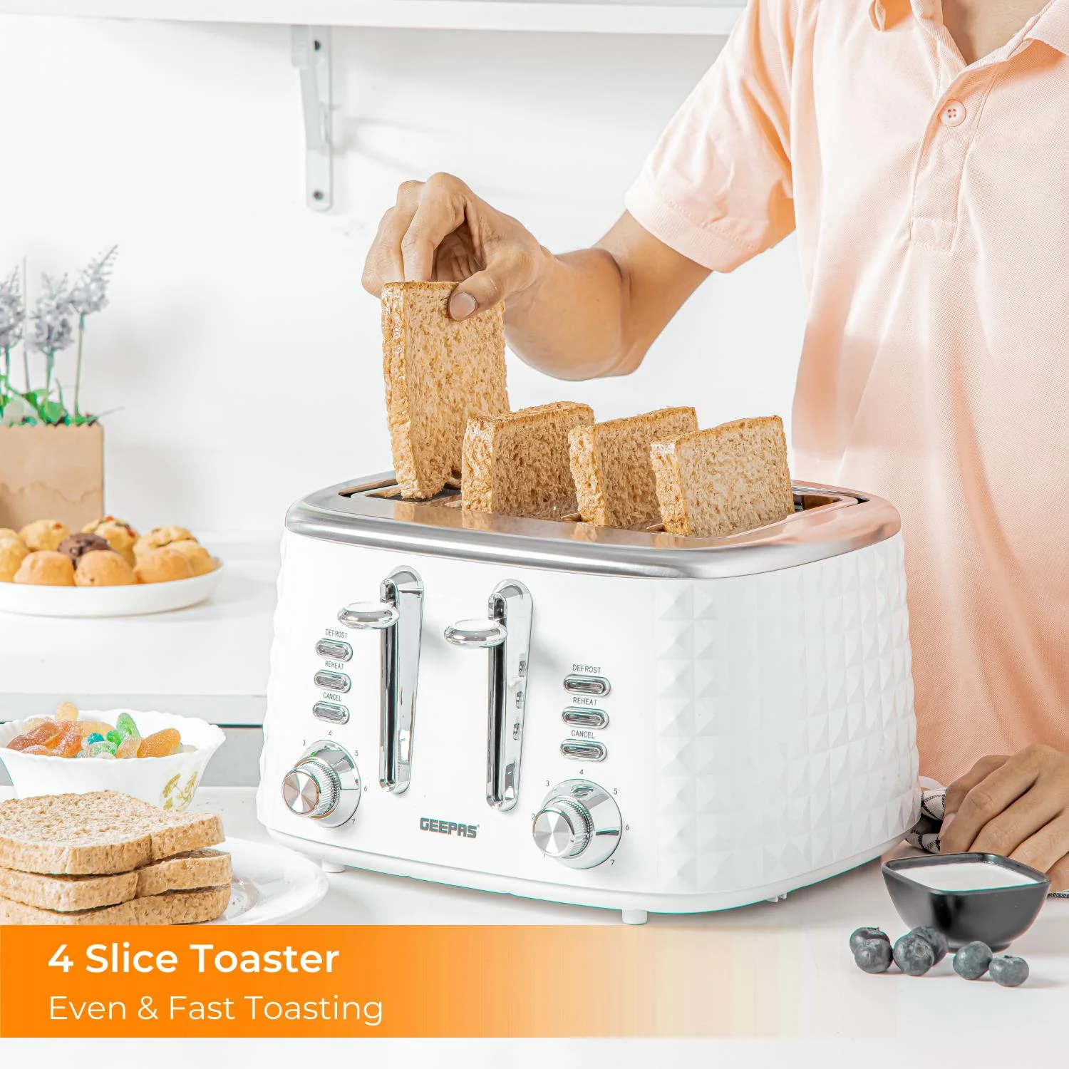 White and Black Versatile 4-Slice Toaster 1750W - Image 4